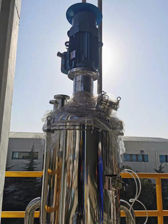 攪拌器的特點？軸流式攪拌器是否存在分區循環？是否有其他影響使用的因素？